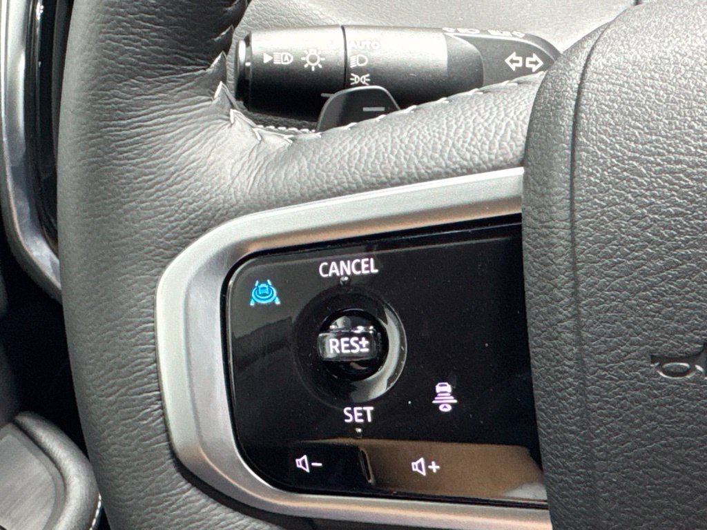 New 2026 Nissan Armada SL w/ Captain's Chari Seat Package AWD/4WD image 12
