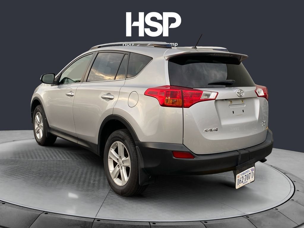 Used 2013 Toyota RAV4 XLE AWD/4WD image 3
