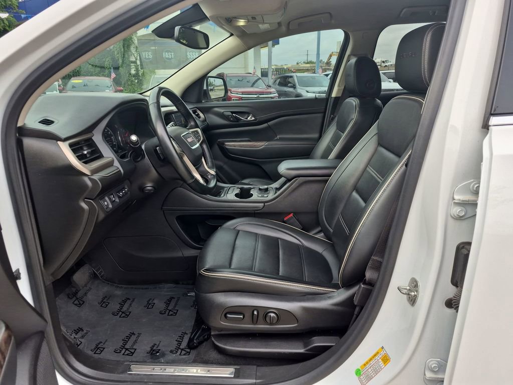 Certified 2023 GMC Acadia Denali FWD image 11