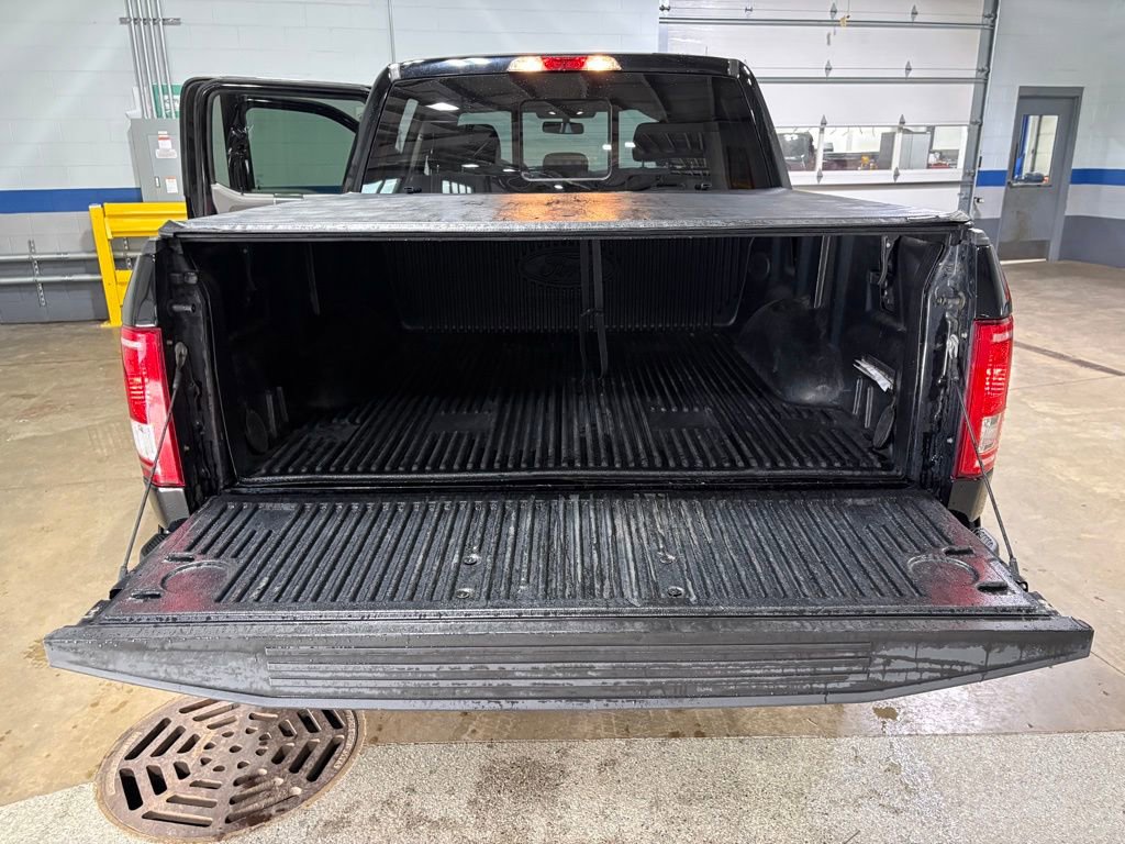 Used 2016 Ford F150 XLT w/ Equipment Group 302A Luxury image 29