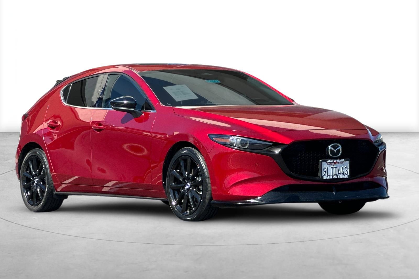 Used 2024 MAZDA MAZDA3 Hatchback w/Premium Plus Pkg image 8