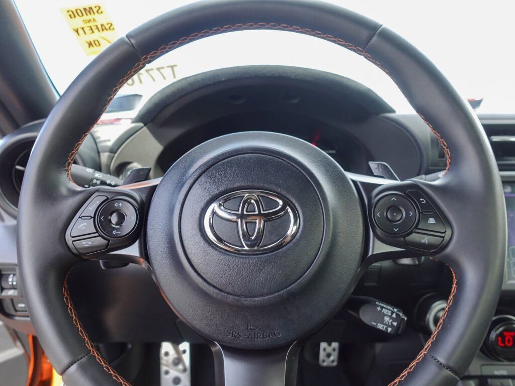 Certified 2023 Toyota GR86 10th Anniversary SE image 17
