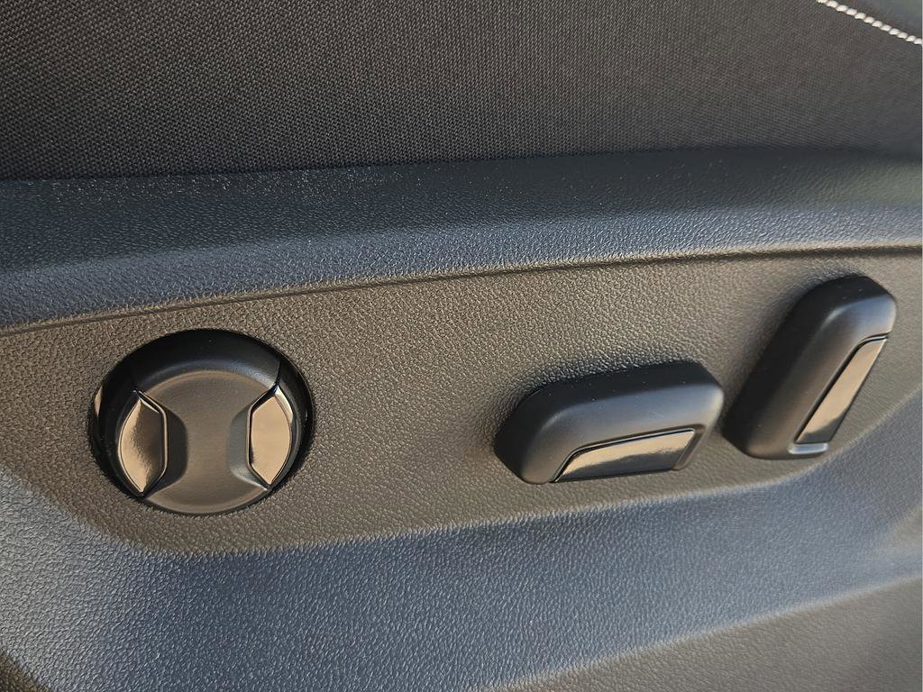 New 2026 Volkswagen Atlas SE image 18