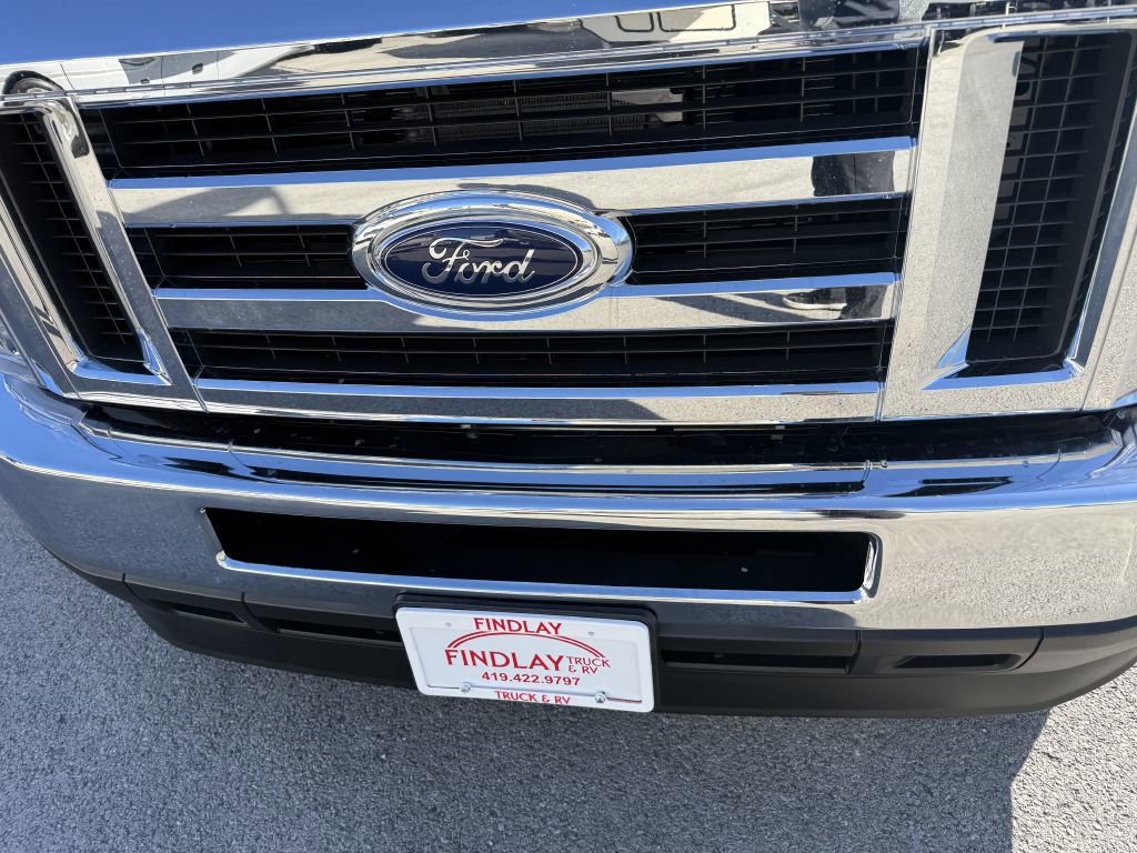 Used 2024 Ford E-350 and Econoline 350 Super Duty w/ Motorhome Prep Package image 22