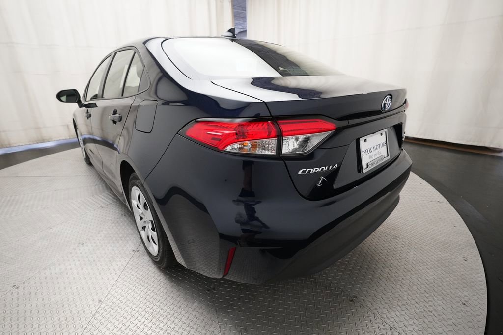 Used 2025 Toyota Corolla LE FWD image 32