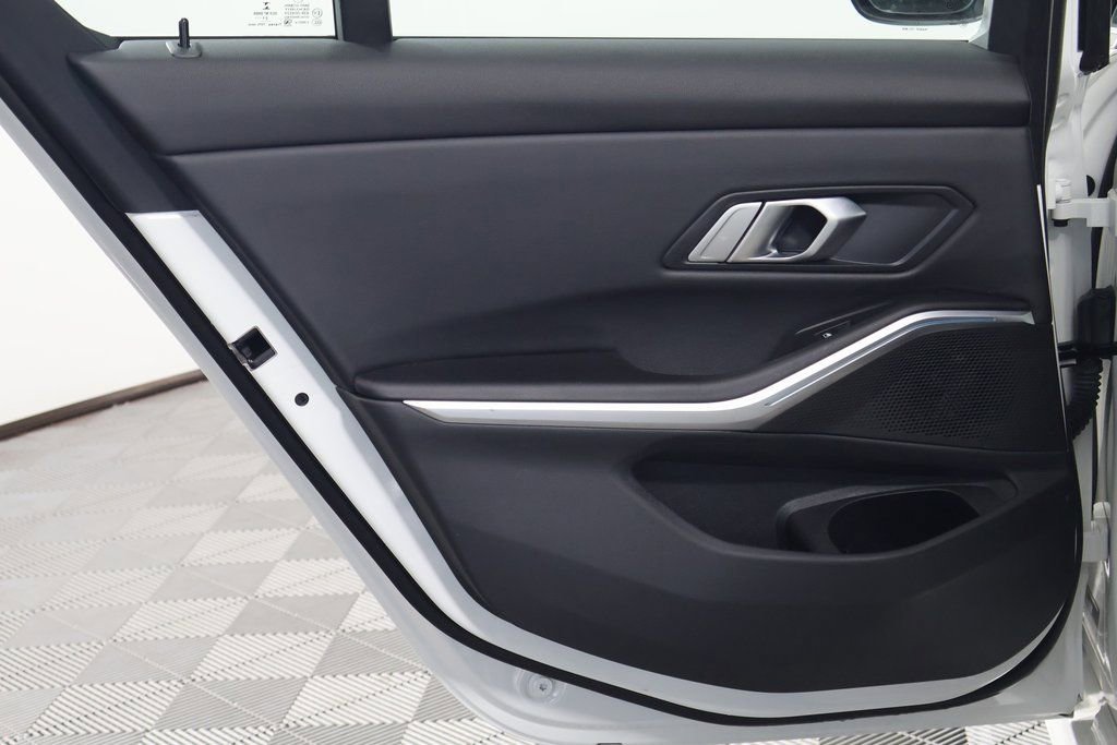 Used 2023 BMW 330e w/ Convenience Package image 13