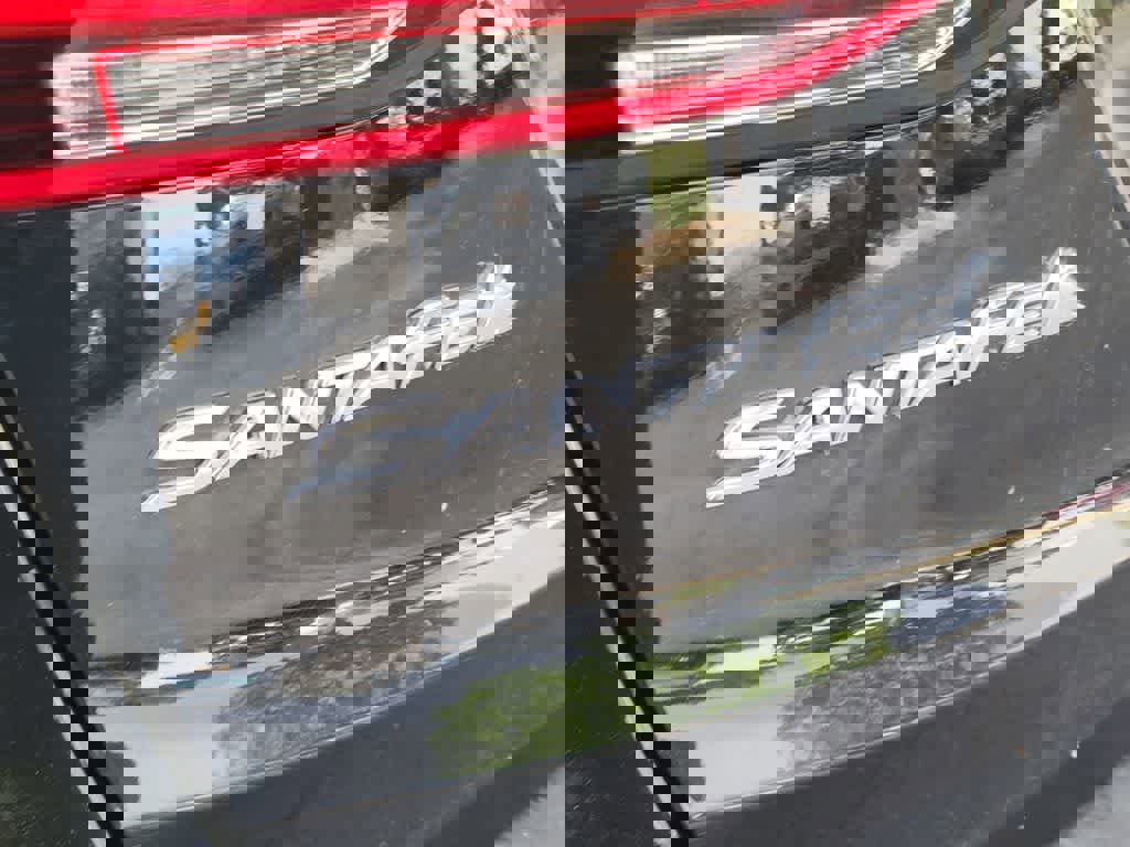 Used 2017 Hyundai Santa Fe Sport image 9