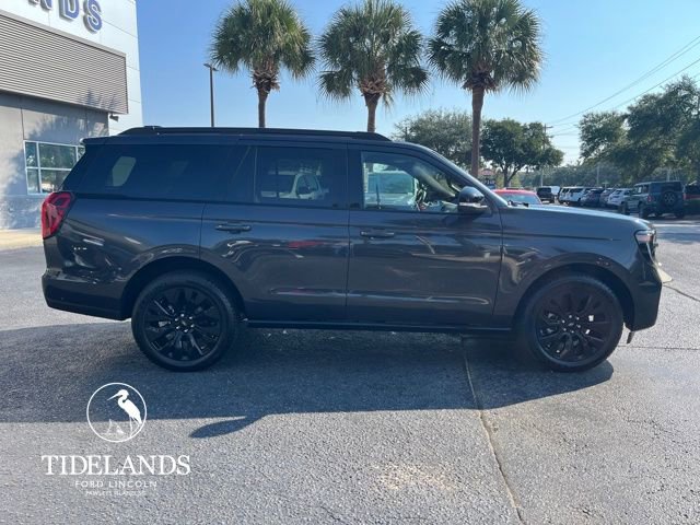 New 2025 Ford Expedition Platinum w/ Stealth Appearance Package image 8