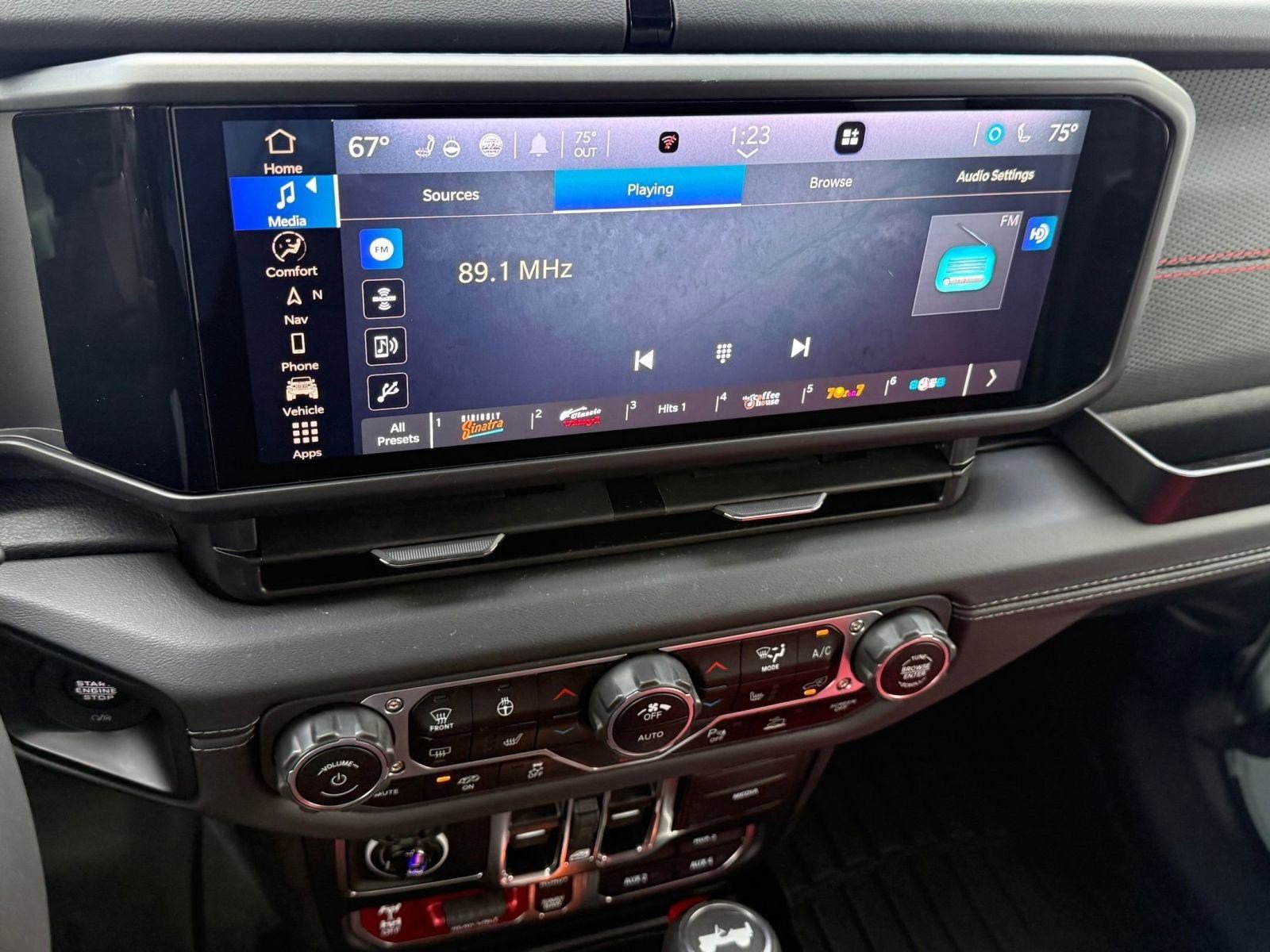 Used 2024 Jeep Wrangler Unlimited Rubicon 392 image 24