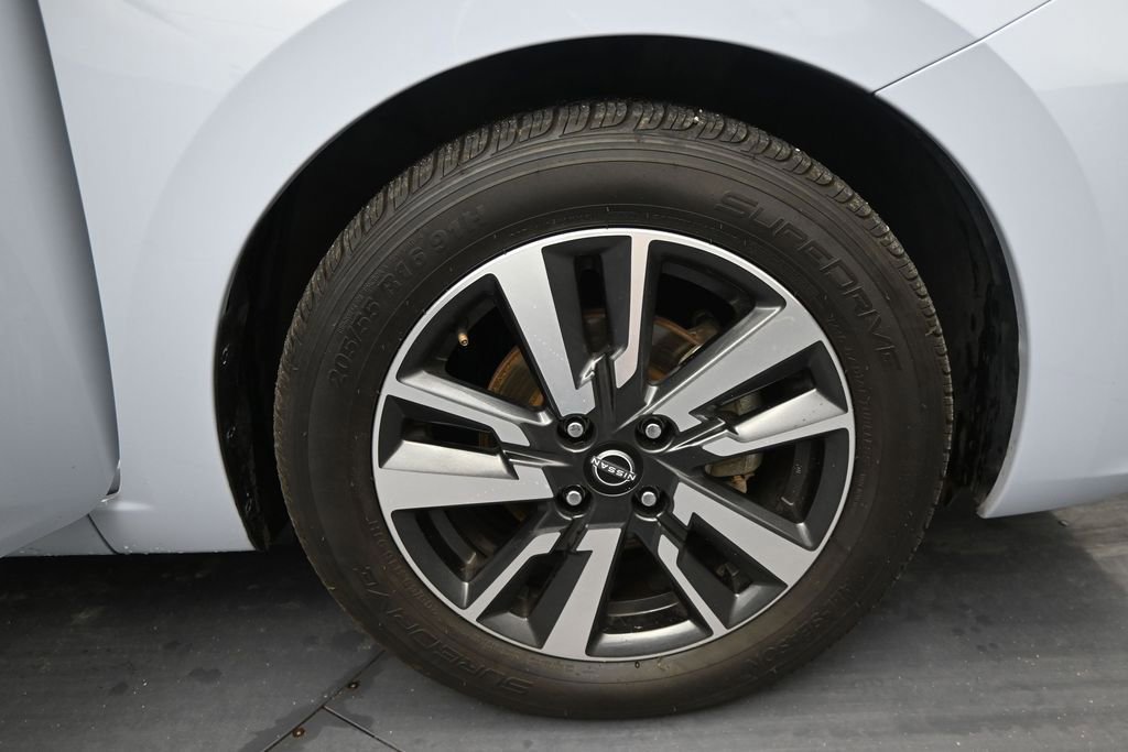 Used 2024 Nissan Versa SV FWD image 35