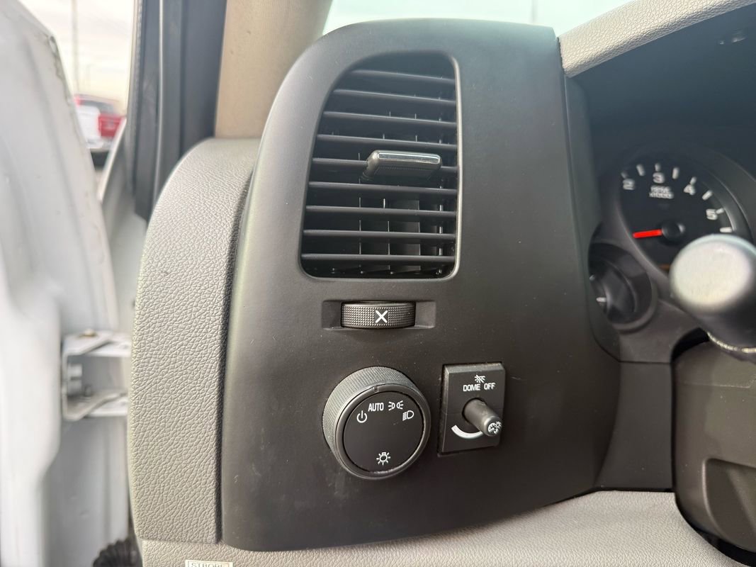 Used 2013 Chevrolet Silverado 1500 W/T AWD/4WD image 19