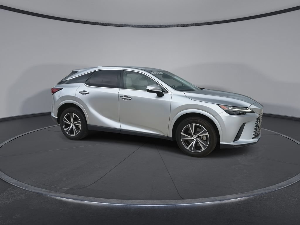 Used 2024 Lexus RX 350 FWD w/ Technology Package image 2
