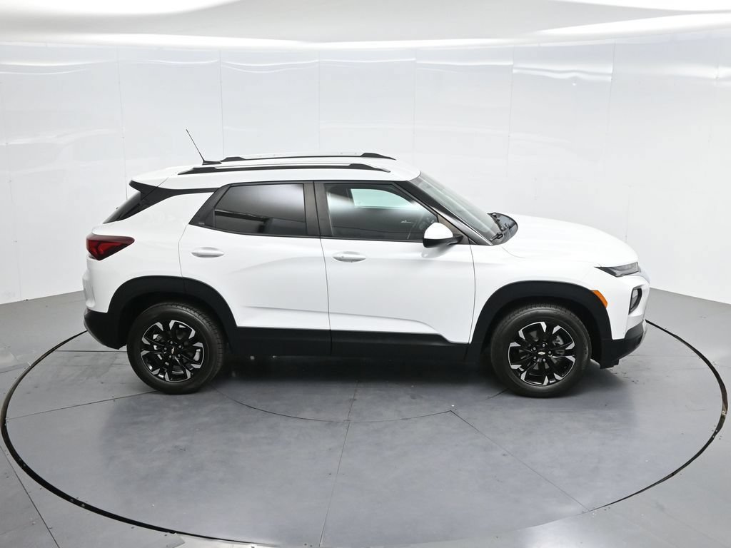 Used 2023 Chevrolet TrailBlazer LT FWD image 45