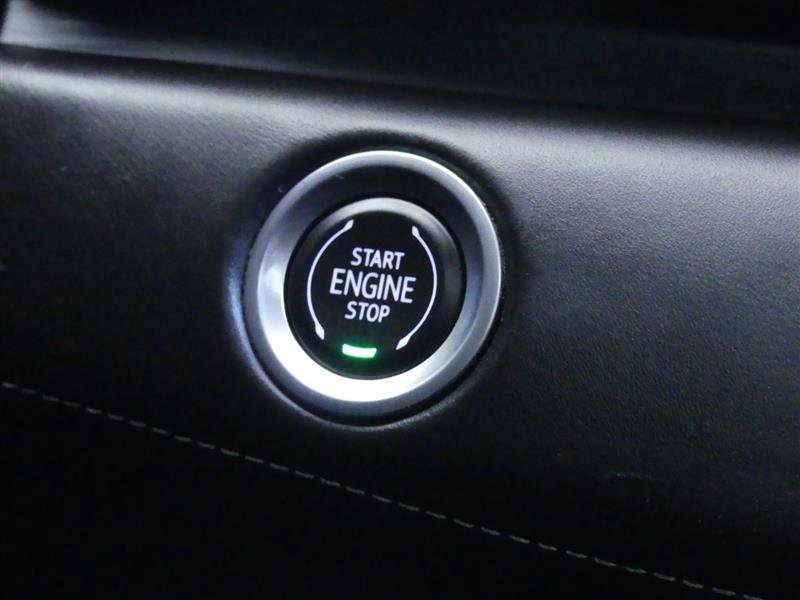 Used 2021 Cadillac Escalade Premium Luxury Platinum image 22