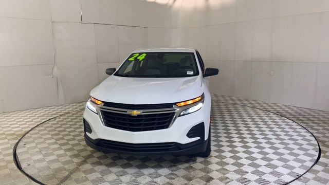 Used 2024 Chevrolet Equinox LS w/ LS Convenience Package AWD/4WD image 6