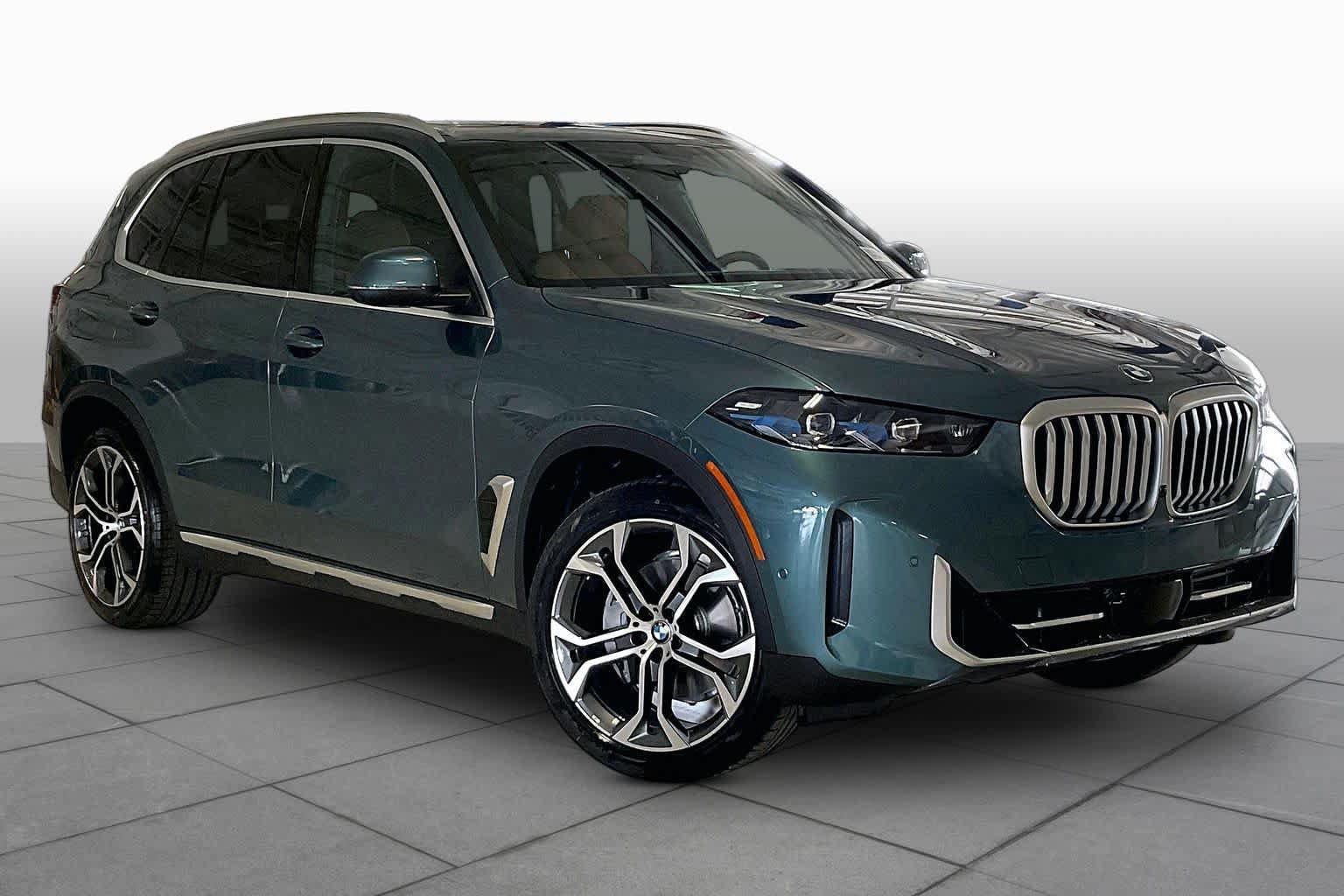 Used 2026 BMW X5 sDrive40i w/ Premium Package RWD image 2