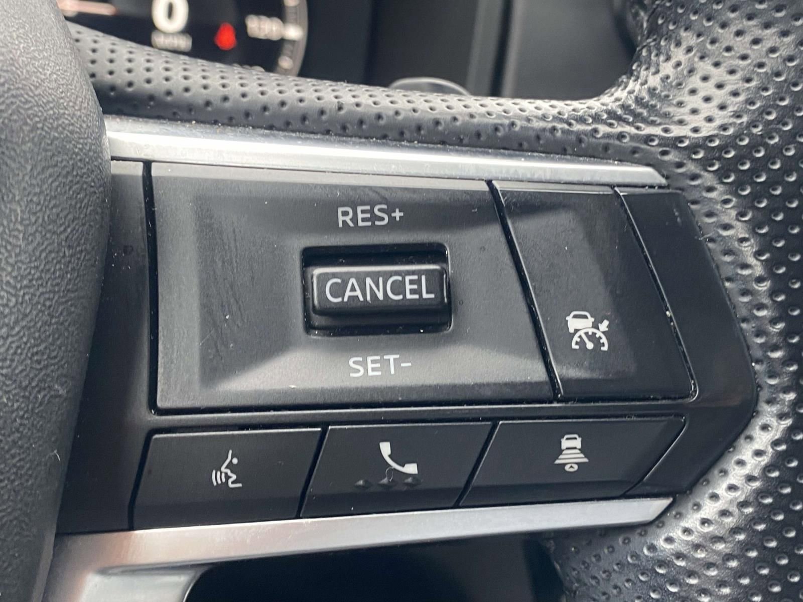 Used 2022 Mitsubishi Outlander SE image 25