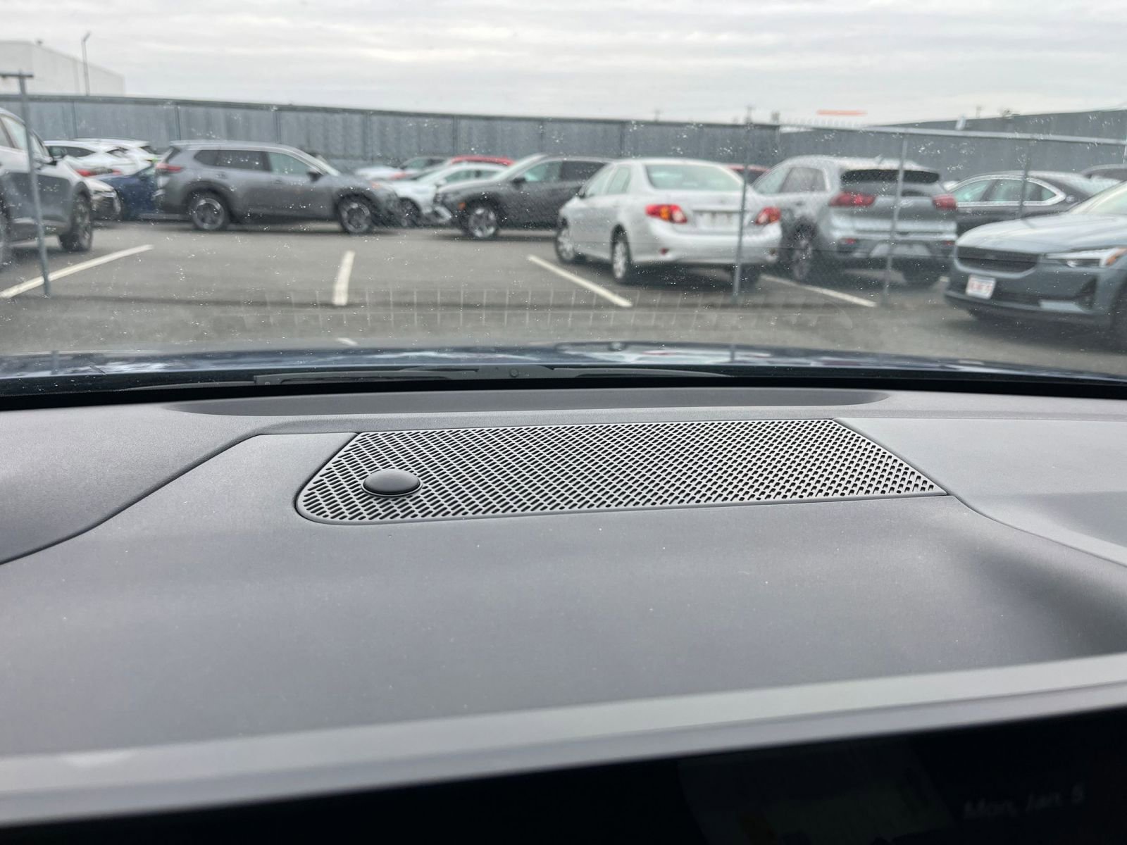 Used 2025 Kia K4 LXS image 18