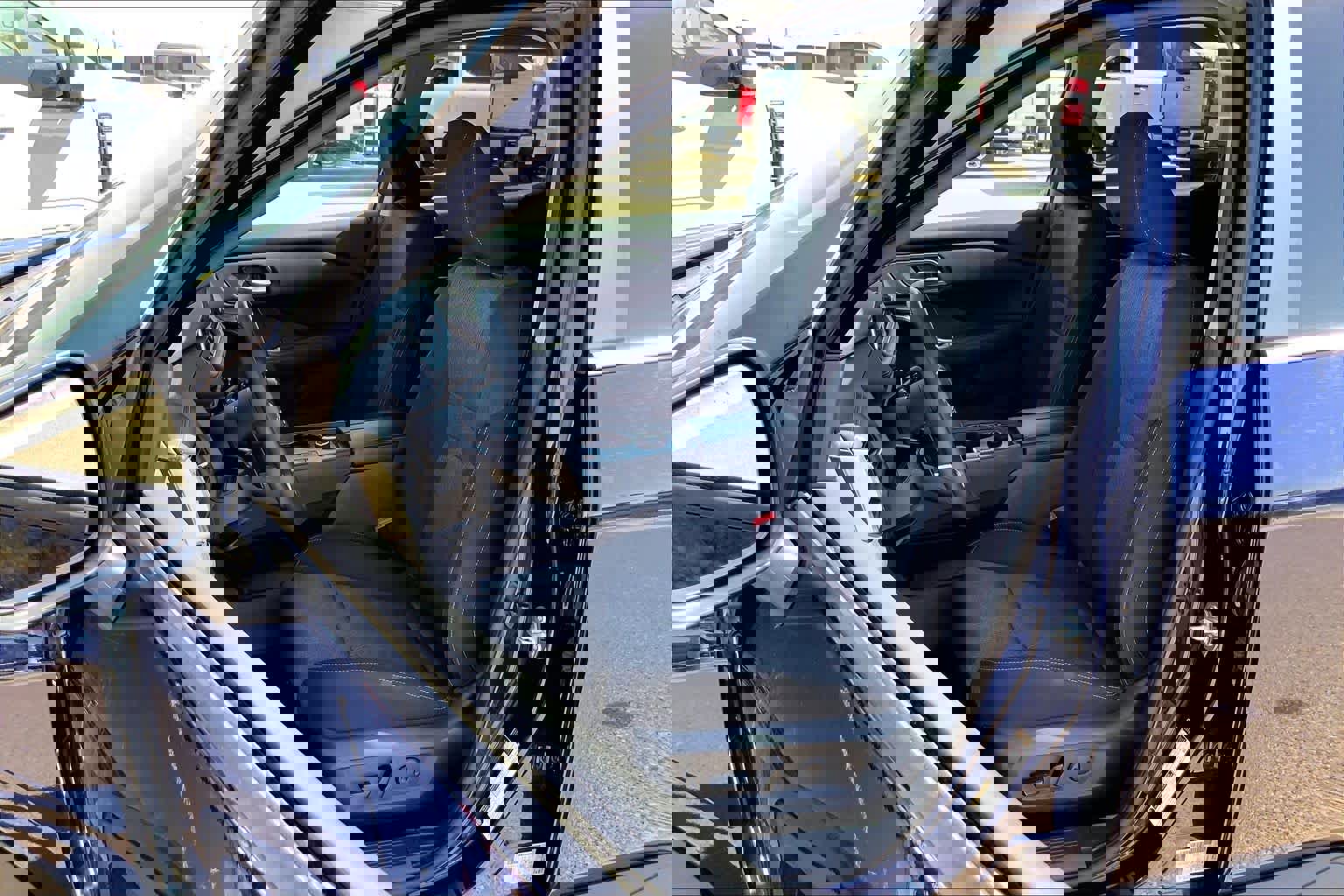 Used 2024 Nissan Rogue SV image 8