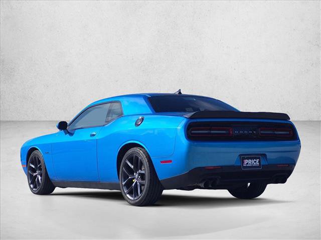 Used 2015 Dodge Challenger R/T Plus RWD image 9