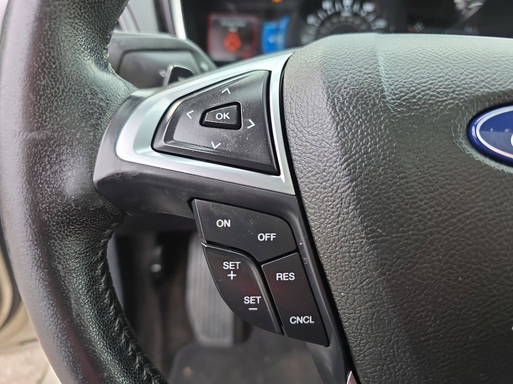 Used 2018 Ford Fusion Titanium image 22