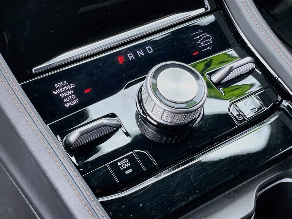 Certified 2023 Jeep Grand Cherokee L Summit AWD/4WD image 17