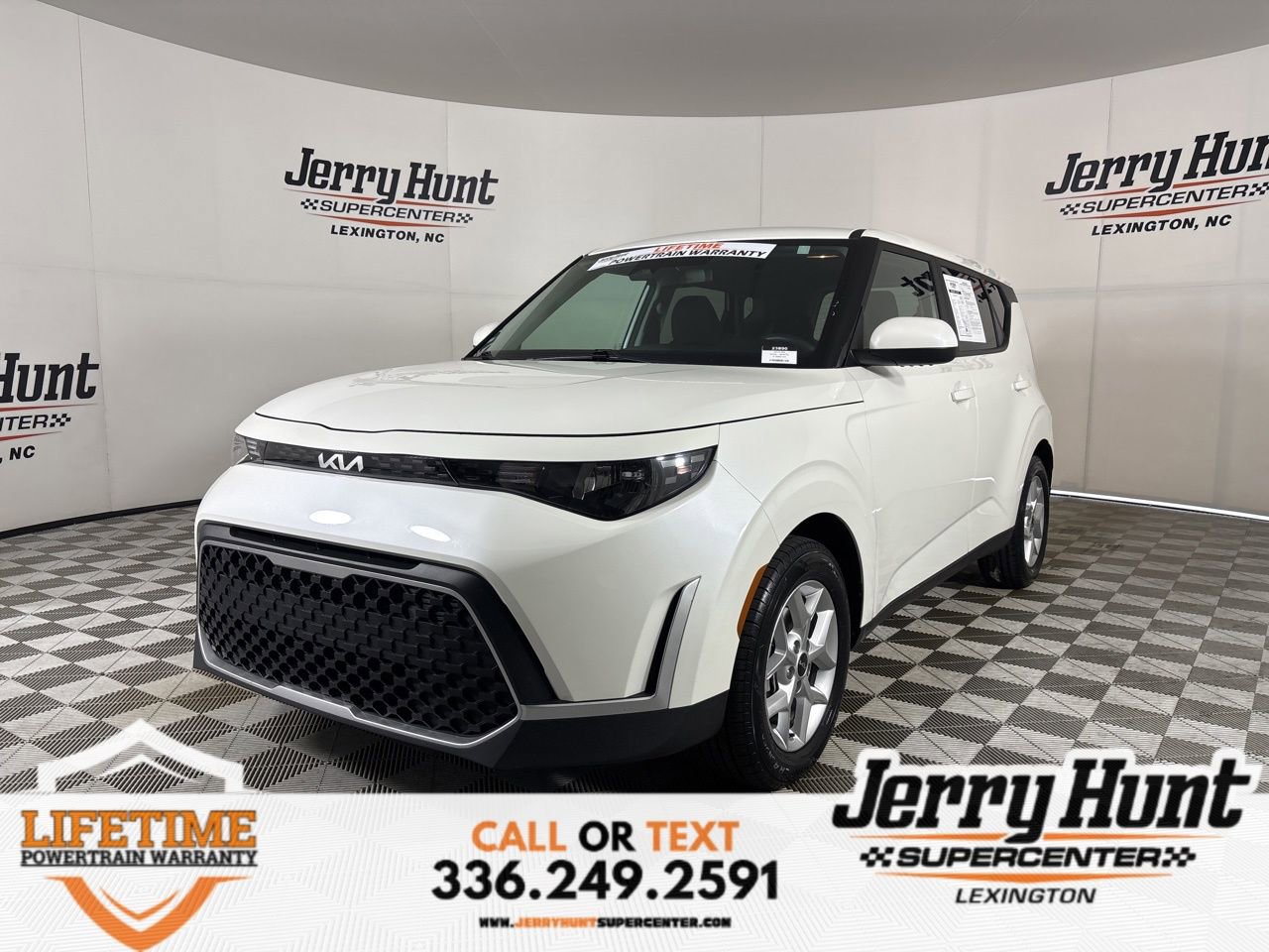 Used 2023 Kia Soul LX w/ Option Group 015