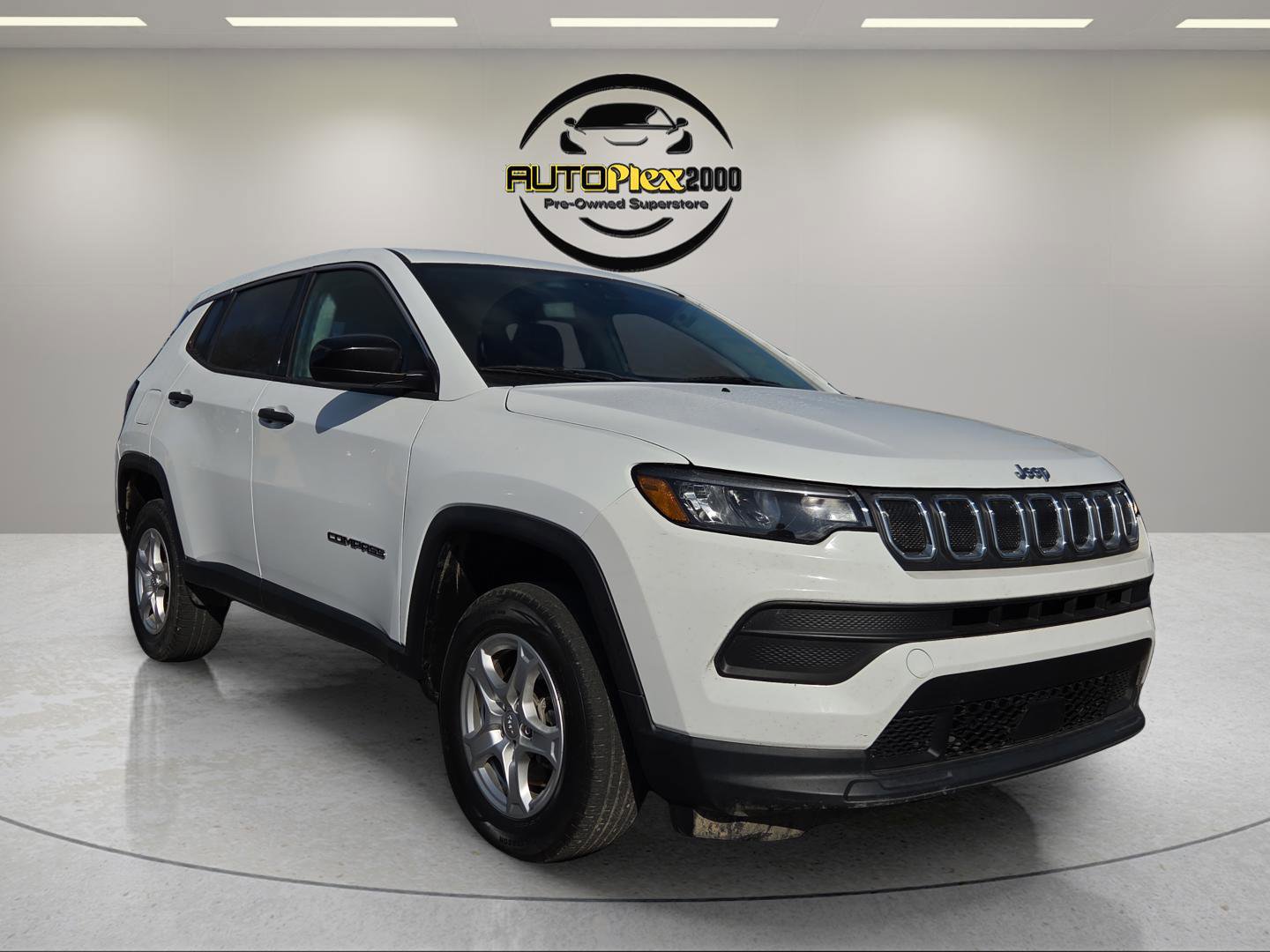 Used 2022 Jeep Compass Sport image 1