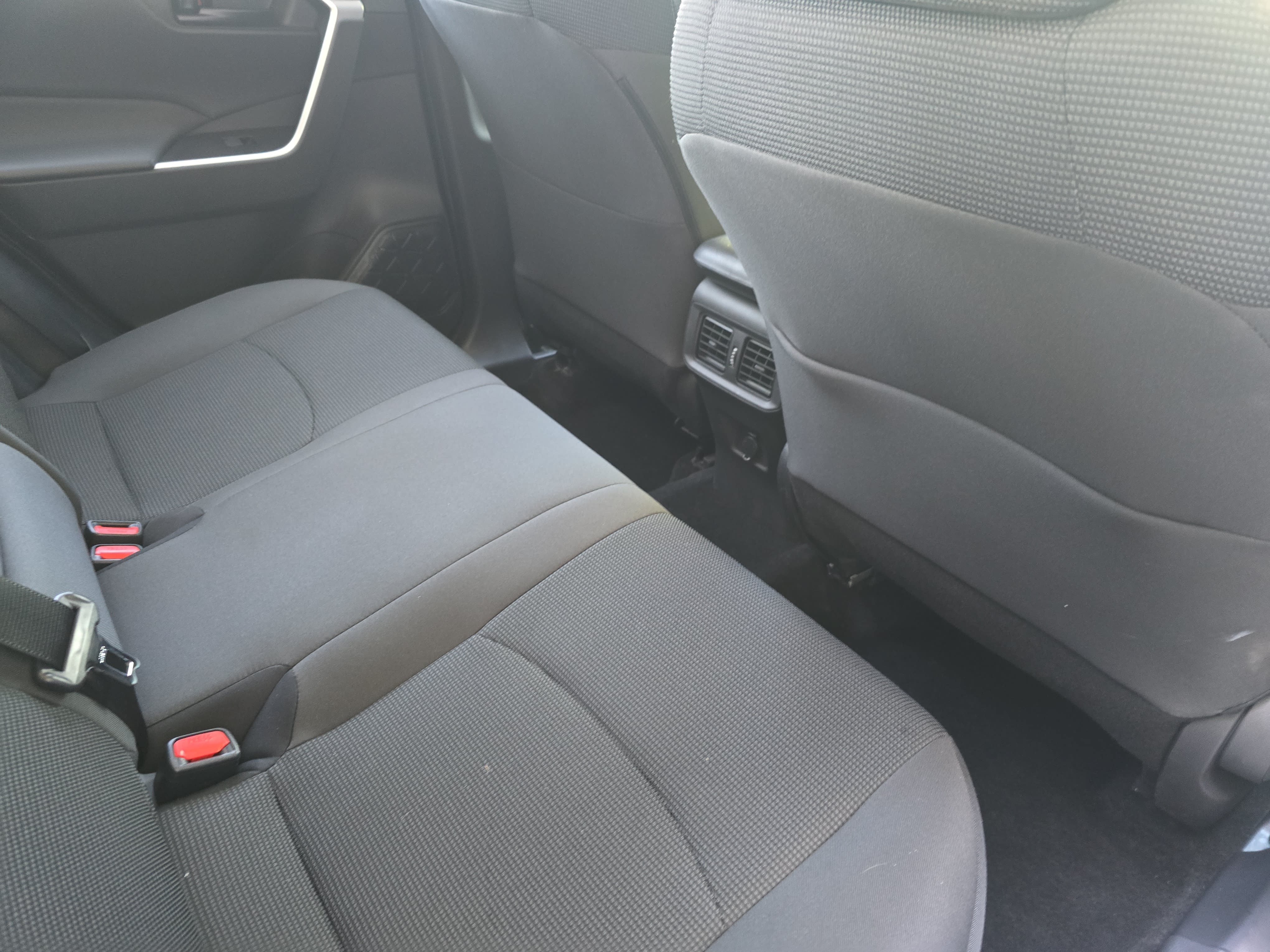 Certified 2023 Toyota RAV4 LE FWD image 11