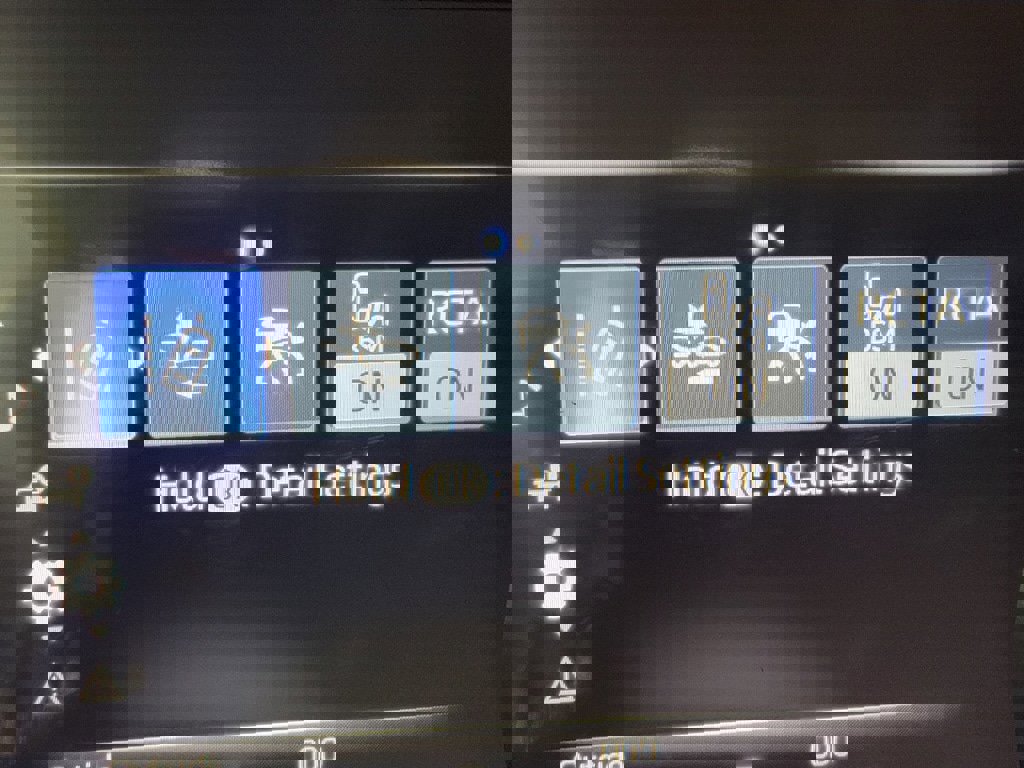 Certified 2025 Toyota Highlander XLE image 23