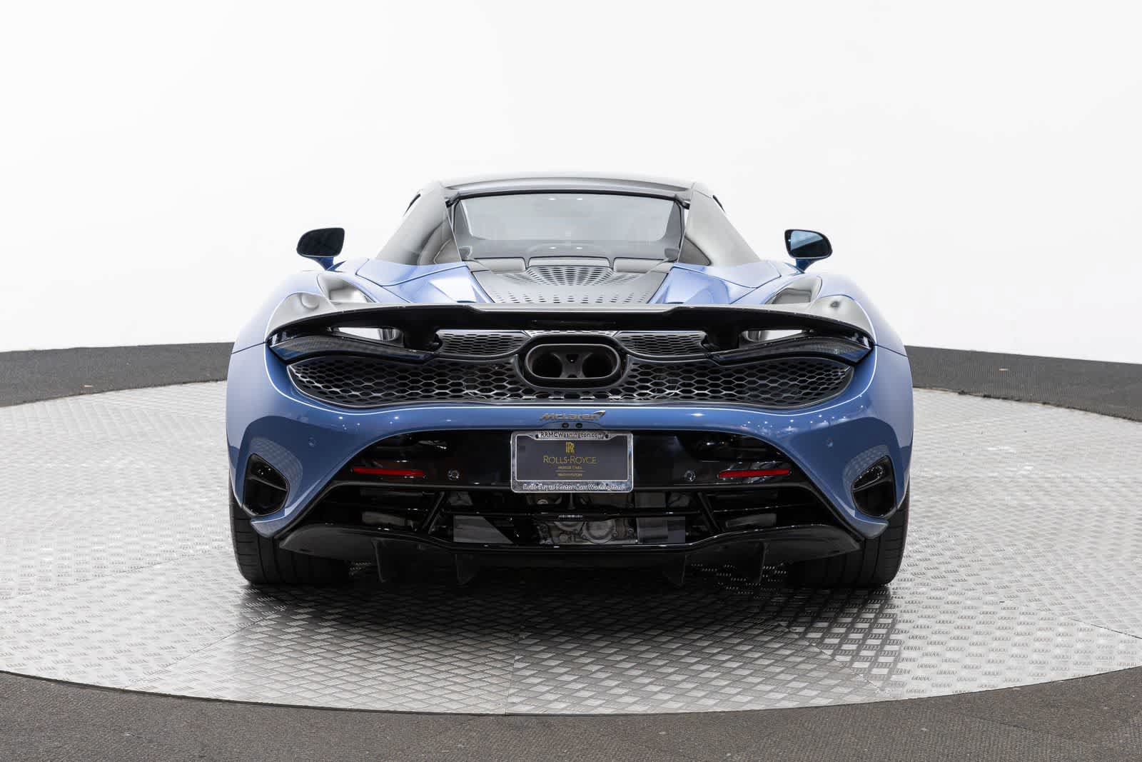 Used 2026 McLaren 750S Spider RWD image 5