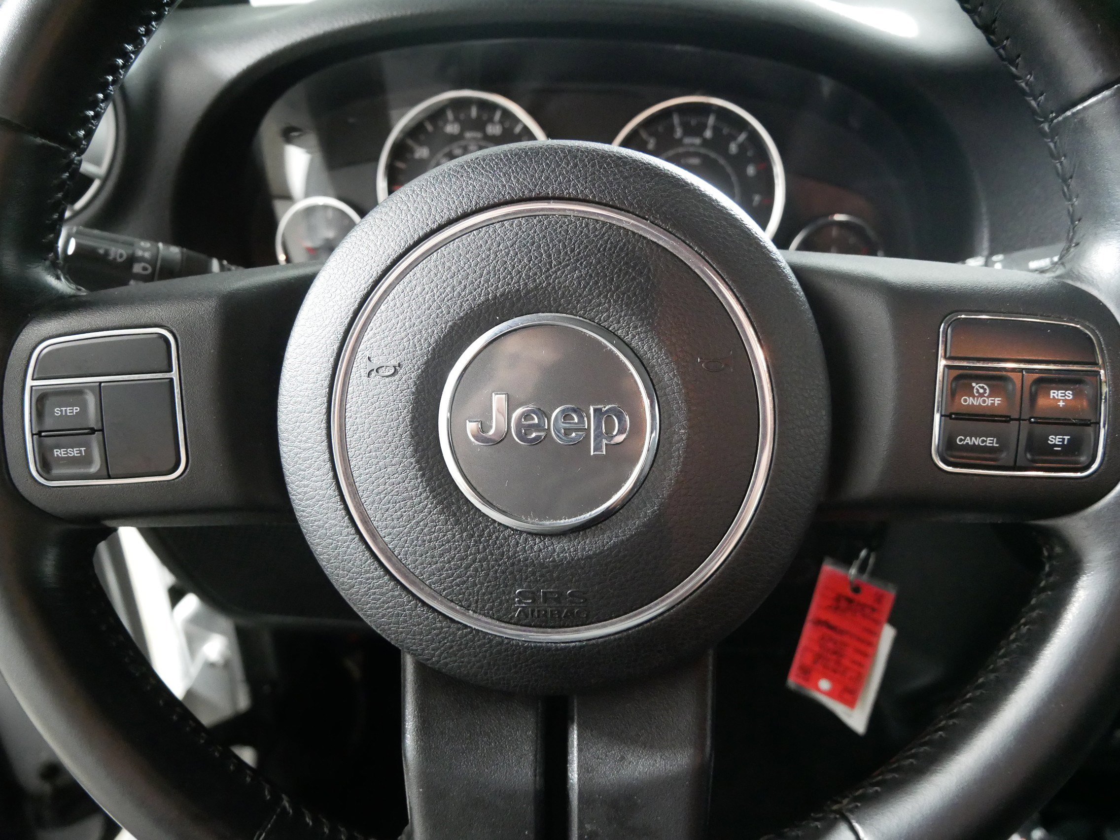 Used 2011 Jeep Wrangler Sahara w/ Dual Top Group image 25