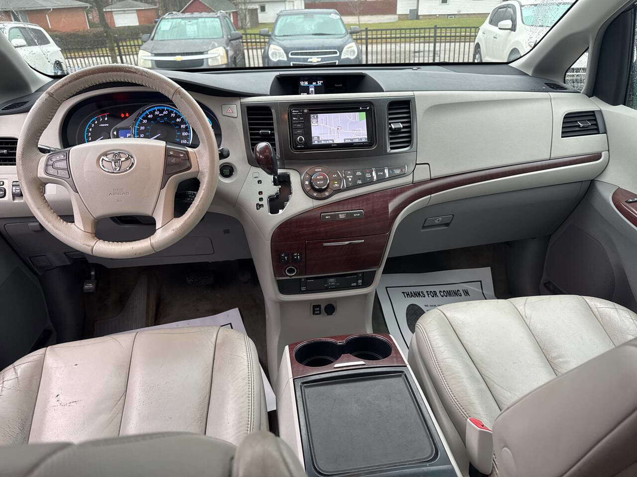 Used 2012 Toyota Sienna XLE image 6