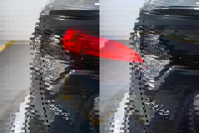 Certified 2024 Toyota Corolla SE image 12