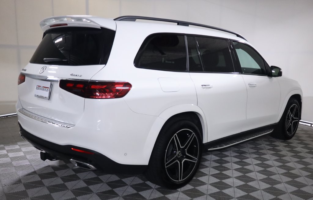 Used 2025 Mercedes-Benz GLS 450 4MATIC w/ AMG Line Exterior image 6