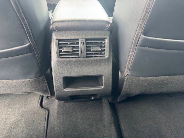 Used 2025 Mitsubishi Outlander SE AWD/4WD image 29