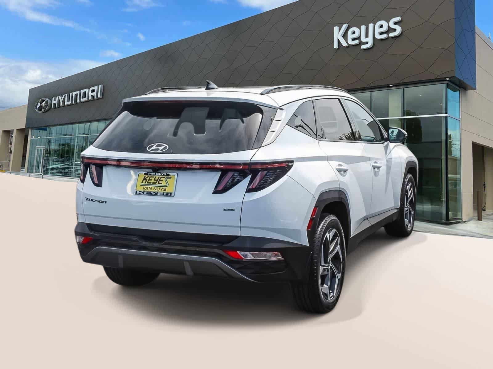 Certified 2023 Hyundai Tucson Limited AWD/4WD image 4