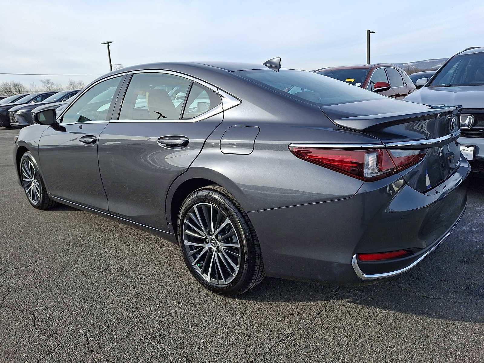 Used 2024 Lexus ES 250 w/ Premium Package image 6