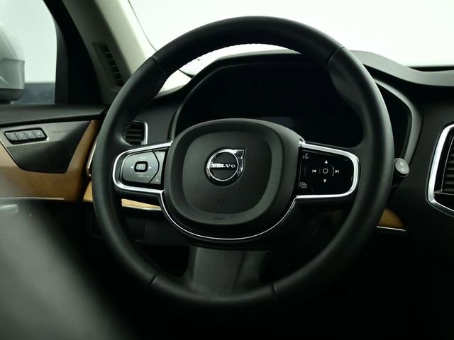 Used 2023 Volvo XC90 B6 Plus w/ Protection Package image 40