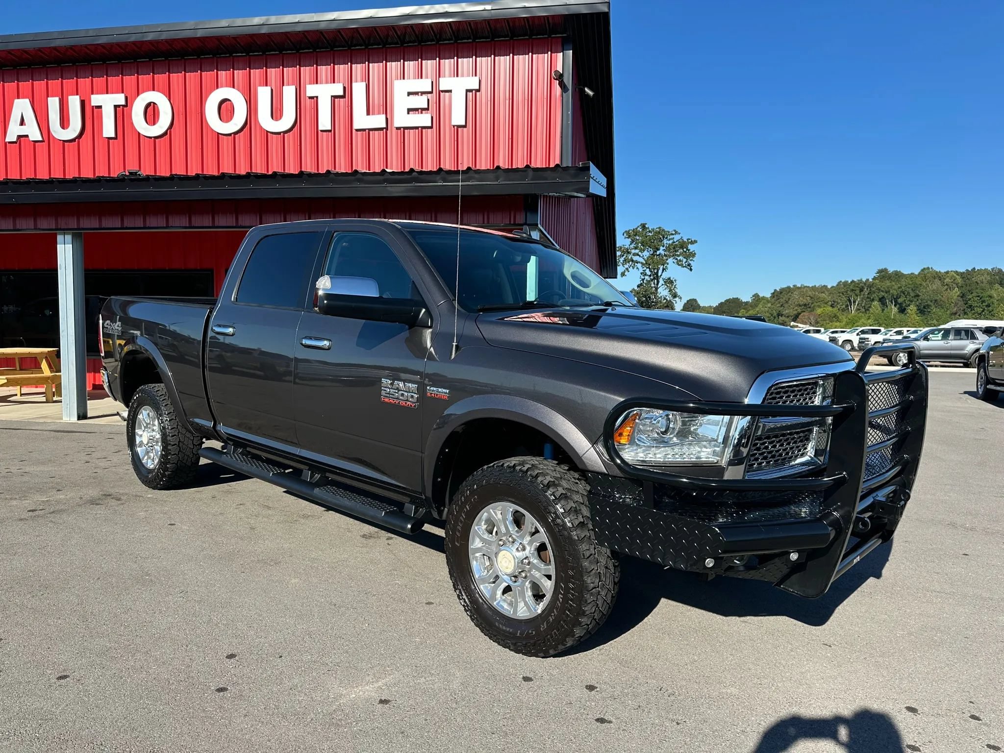 Used 2017 RAM 2500 Laramie AWD/4WD image 1