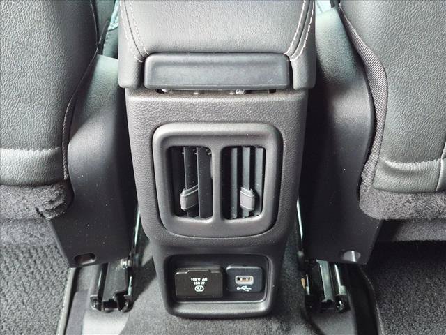 Used 2021 Jeep Compass Latitude w/ Sun and Sound Group AWD/4WD image 17