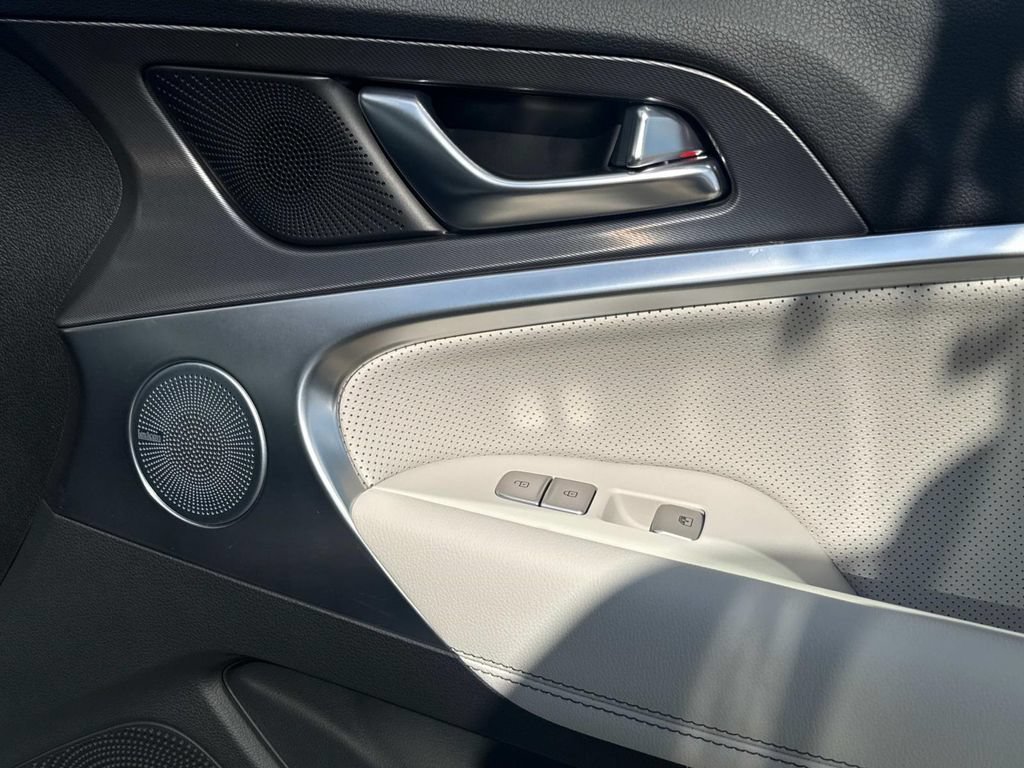 New 2026 Genesis G70 3.3T Sport Prestige RWD image 17