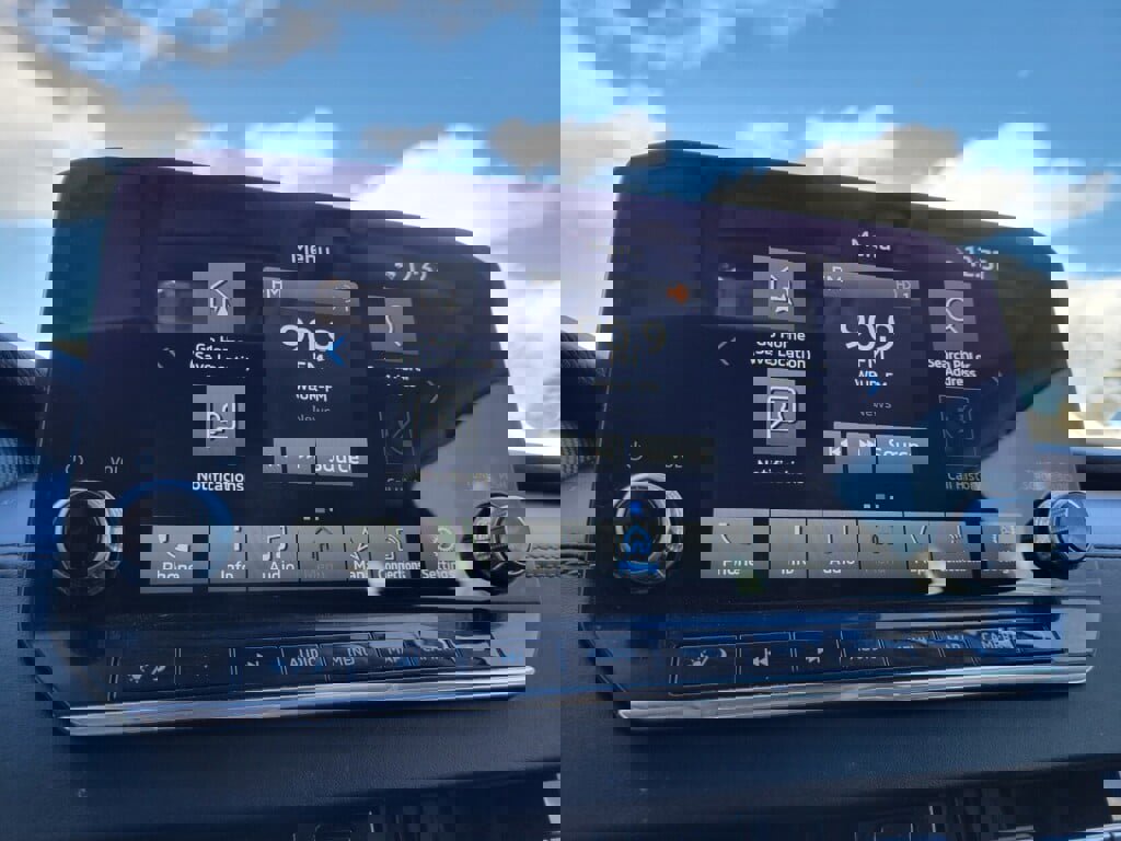 Used 2022 Mitsubishi Outlander SEL image 17