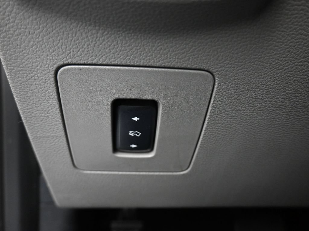 Used 2017 Ford F150 XLT w/ Equipment Group 301A Mid AWD/4WD image 30