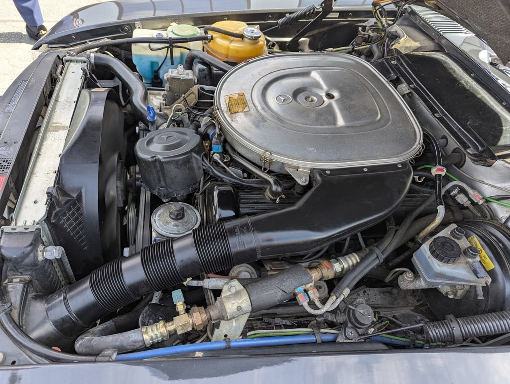 Used 1987 Mercedes-Benz 560 SL image 43