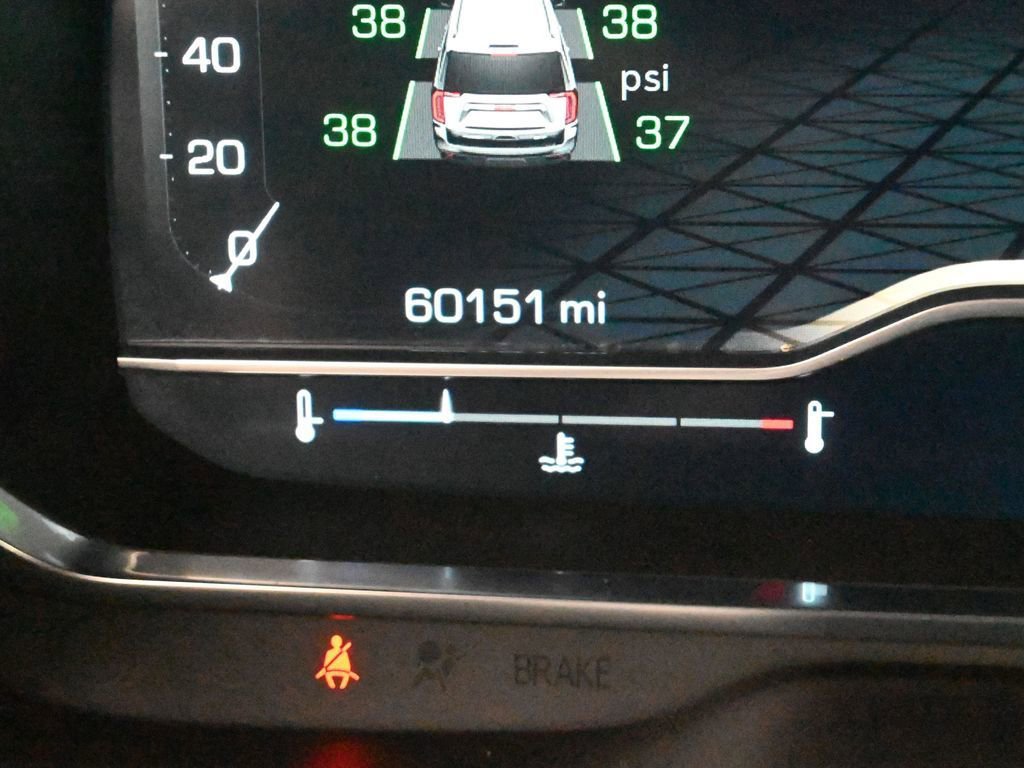 Used 2023 GMC Yukon XL SLT image 38