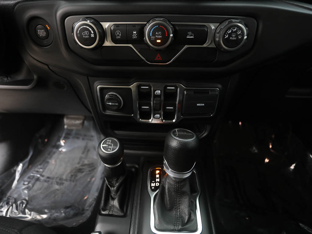 Used 2020 Jeep Gladiator Sport image 20
