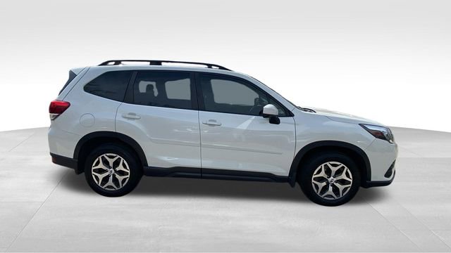 Used 2022 Subaru Forester Premium image 10