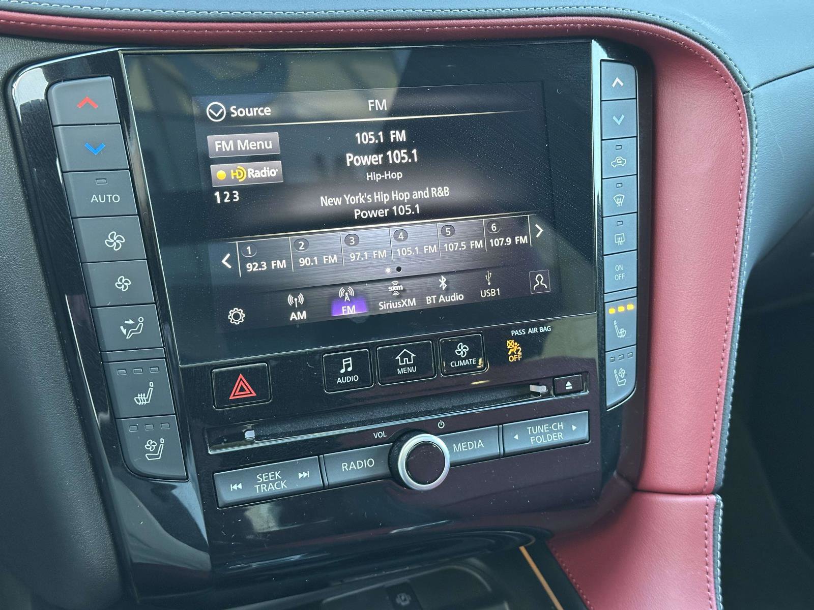 Used 2025 INFINITI QX50 Sport image 27