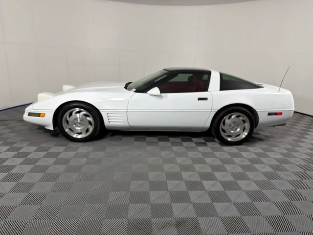 Used 1993 Chevrolet Corvette Coupe RWD image 36